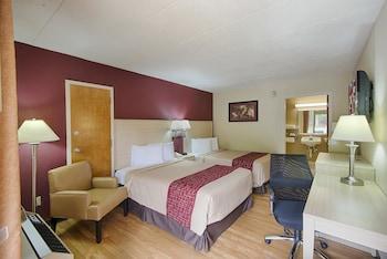 Avid Hotel Стонтон Экстерьер фото